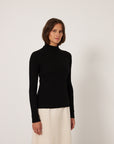 Heart Turtle Neck - Black