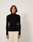 Heart Turtle Neck - Black