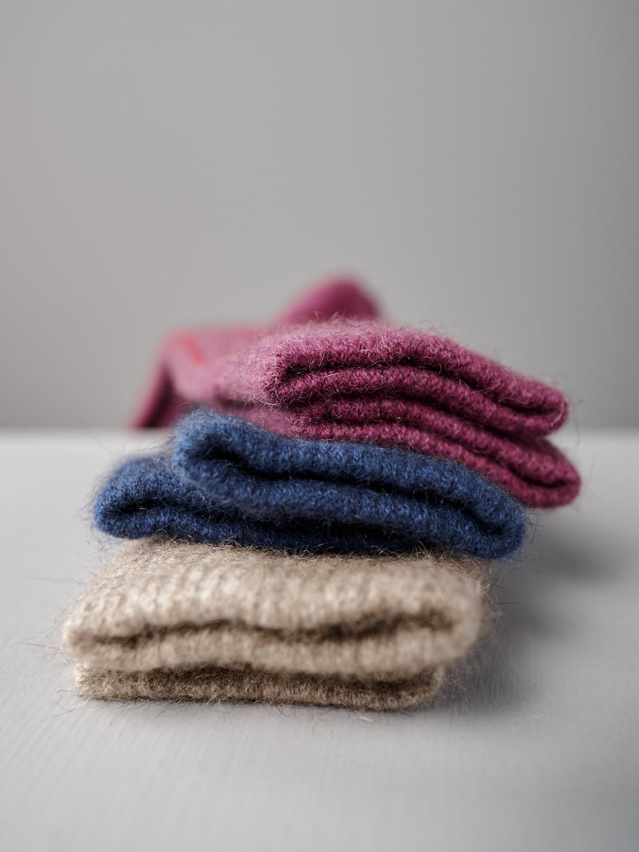 Possum Merino Socks Striped - Natural & Crimson