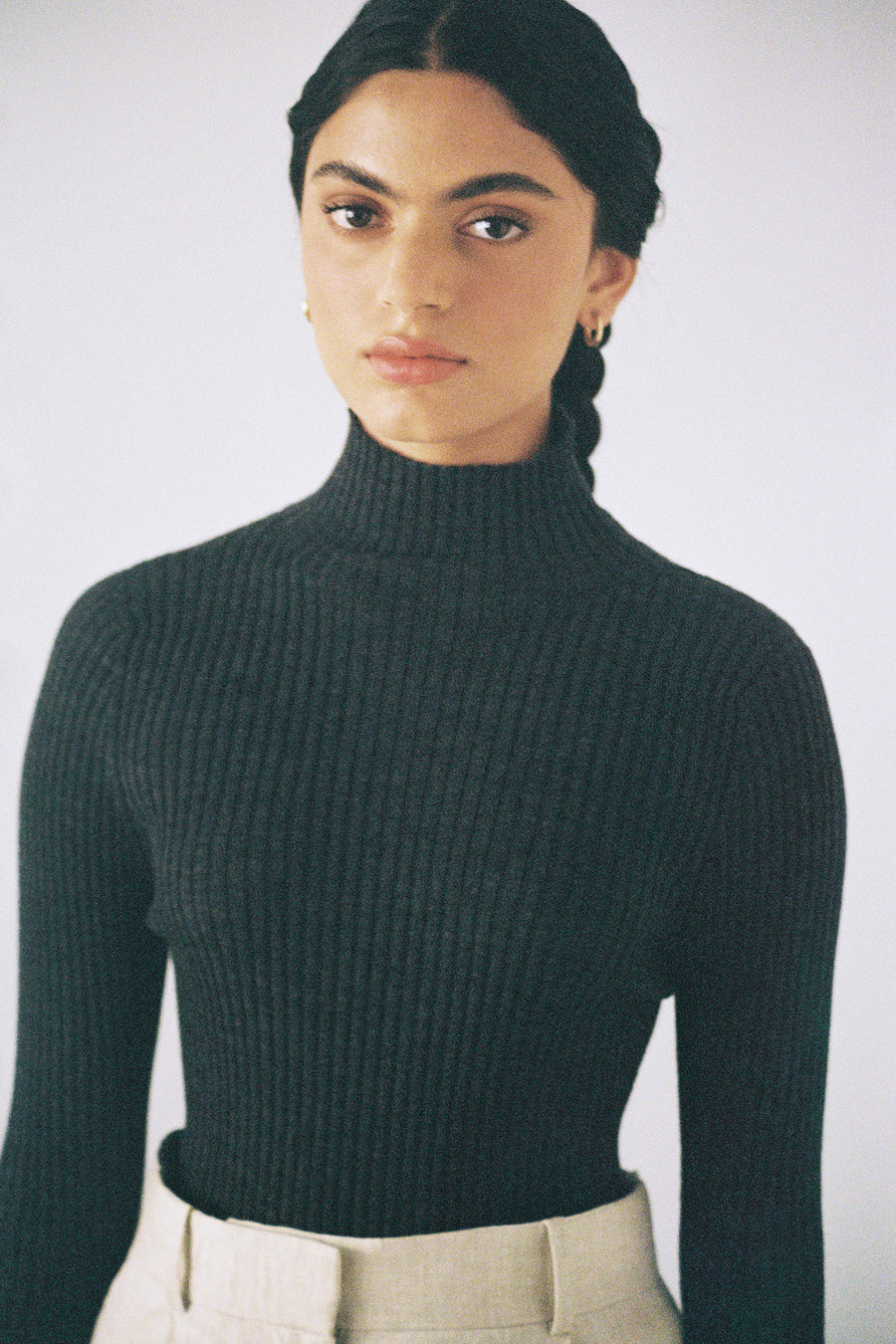 Essence Fine Turtleneck - Charcoal