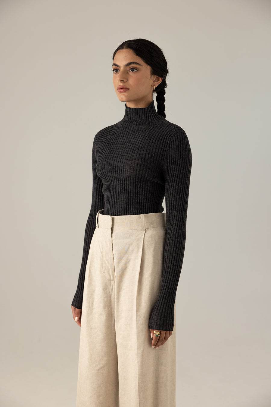 Essence Fine Turtleneck - Charcoal