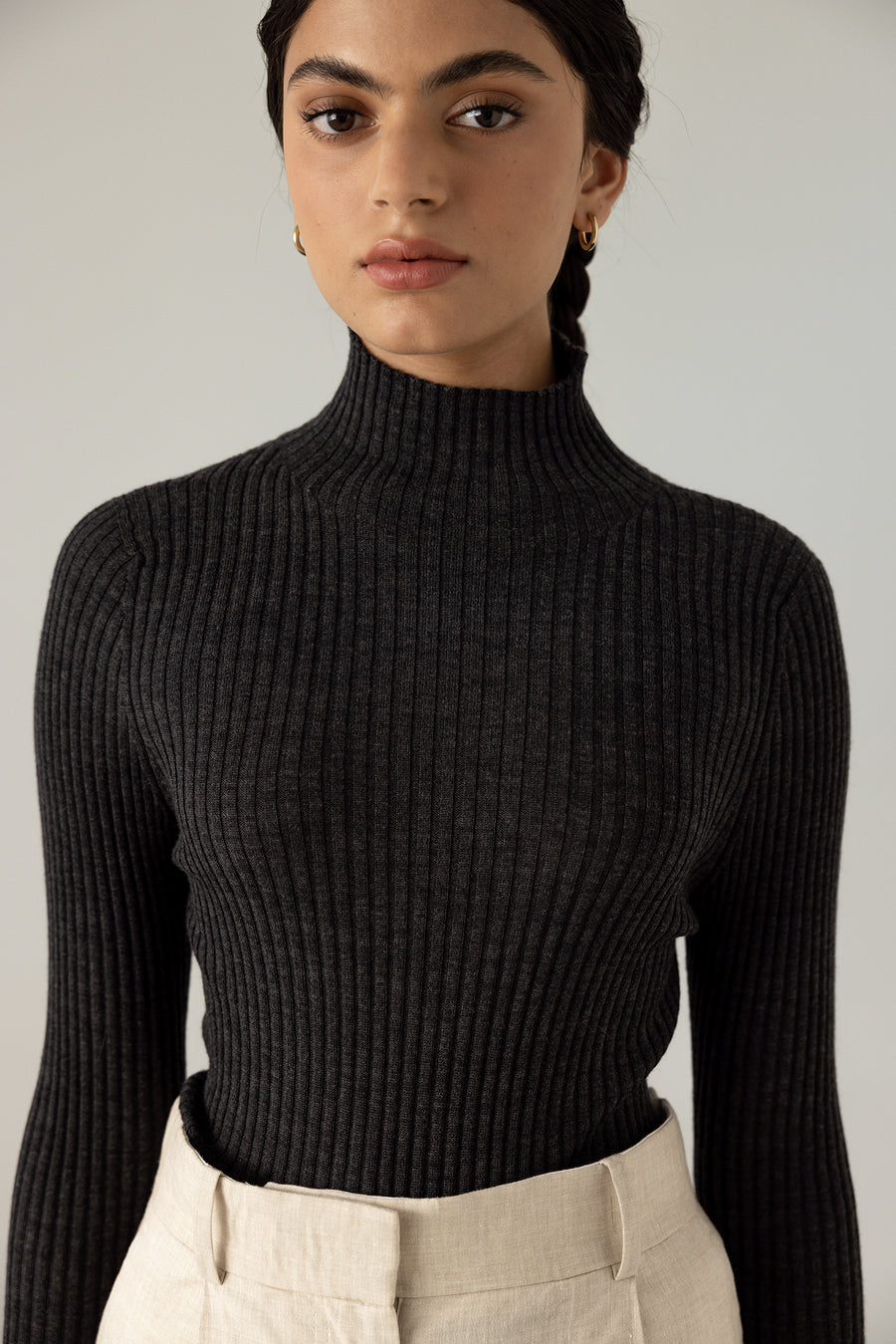 Essence Fine Turtleneck - Charcoal