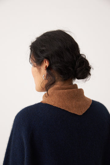 Daisy Scarf - Brown Sugar