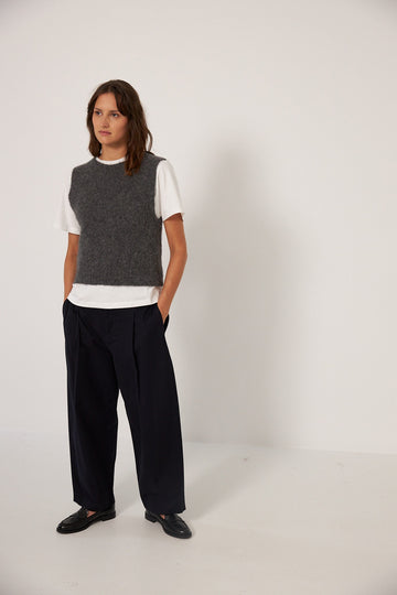 Picnic Vest -  Shadow Grey