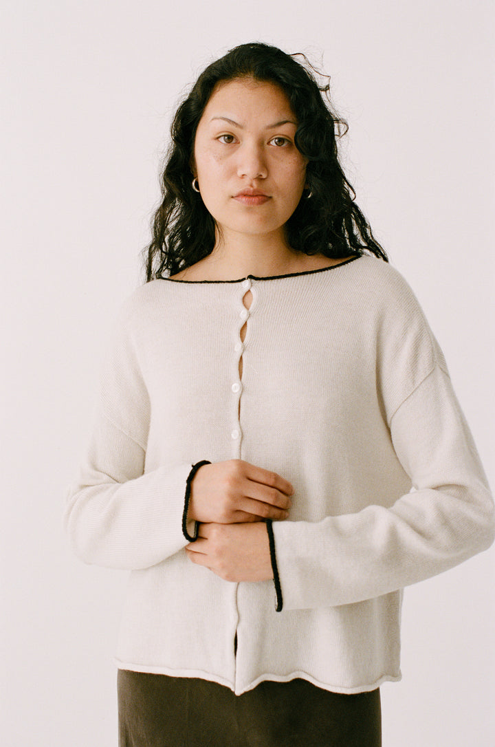 Trimmed Doll's Reversible Cardigan Ivory Black - Main Image