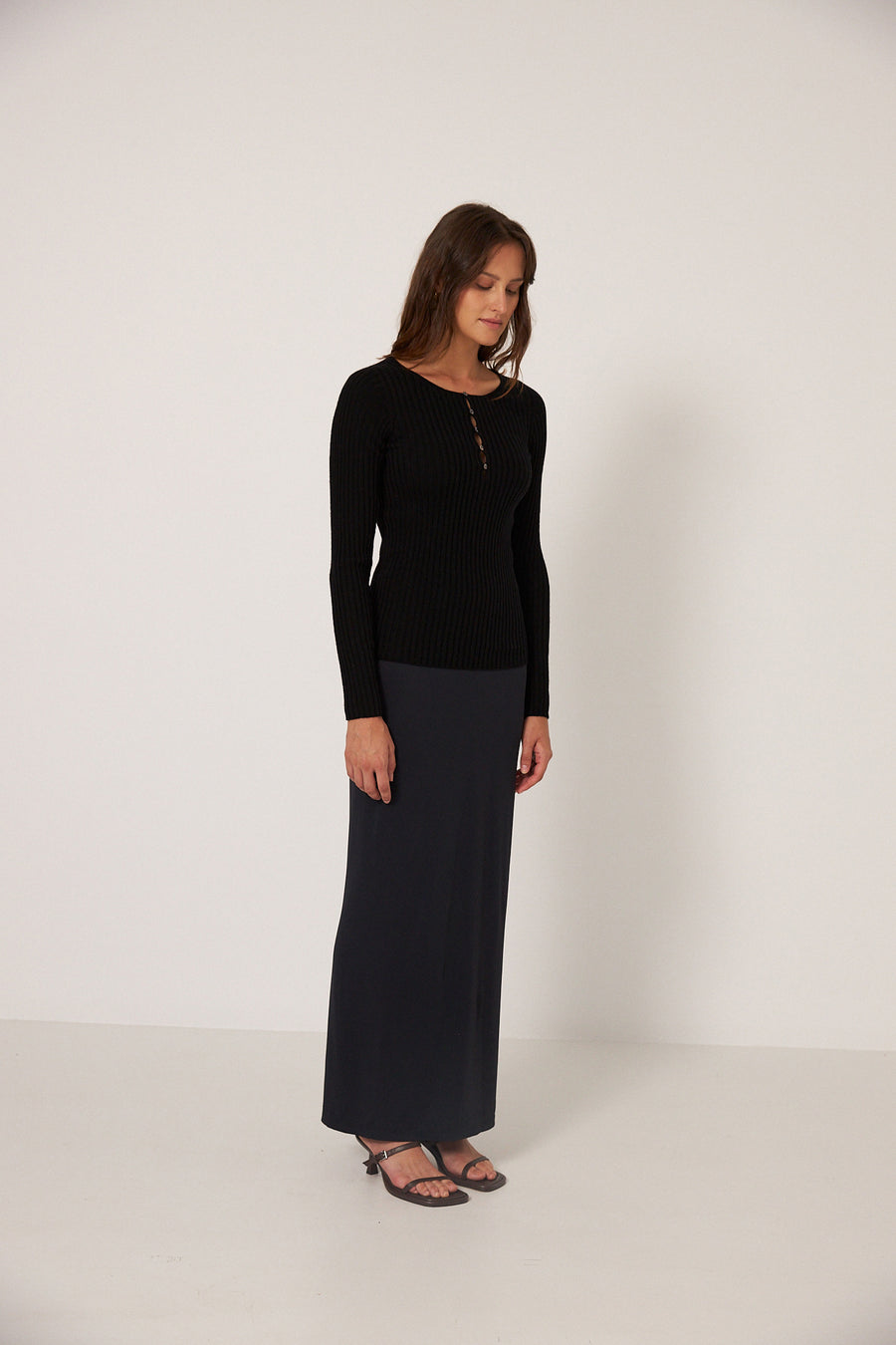 Form Top - Black