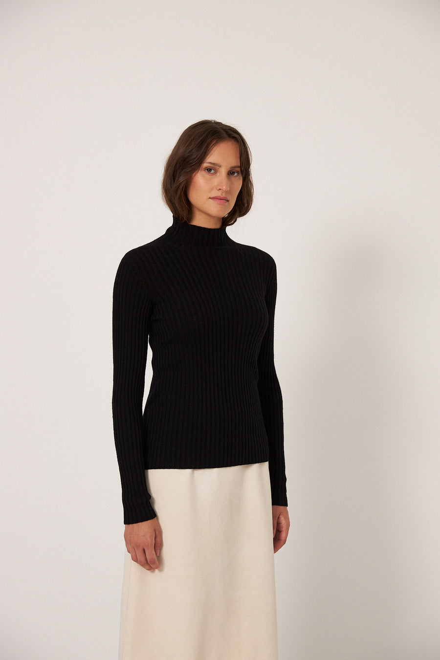 Heart Turtle Neck - Black